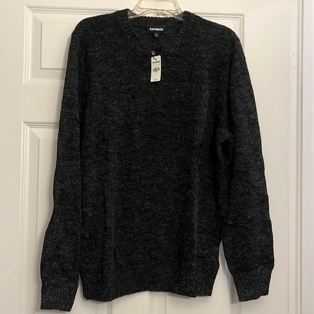 NWT express men’s sweater